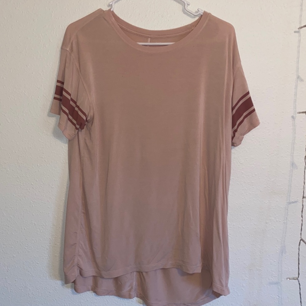 American Eagle shirt
